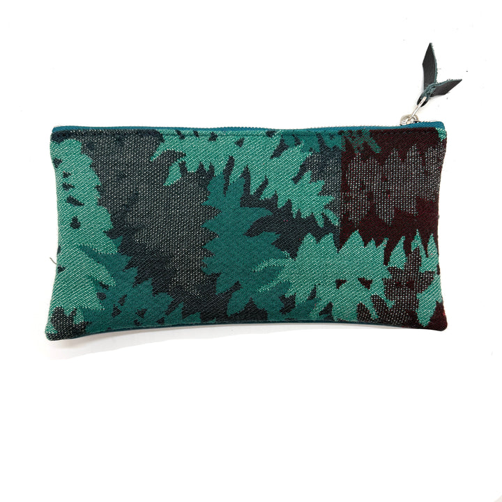 tropical-fern-patterned pouch on a white background#color_teal-ferns