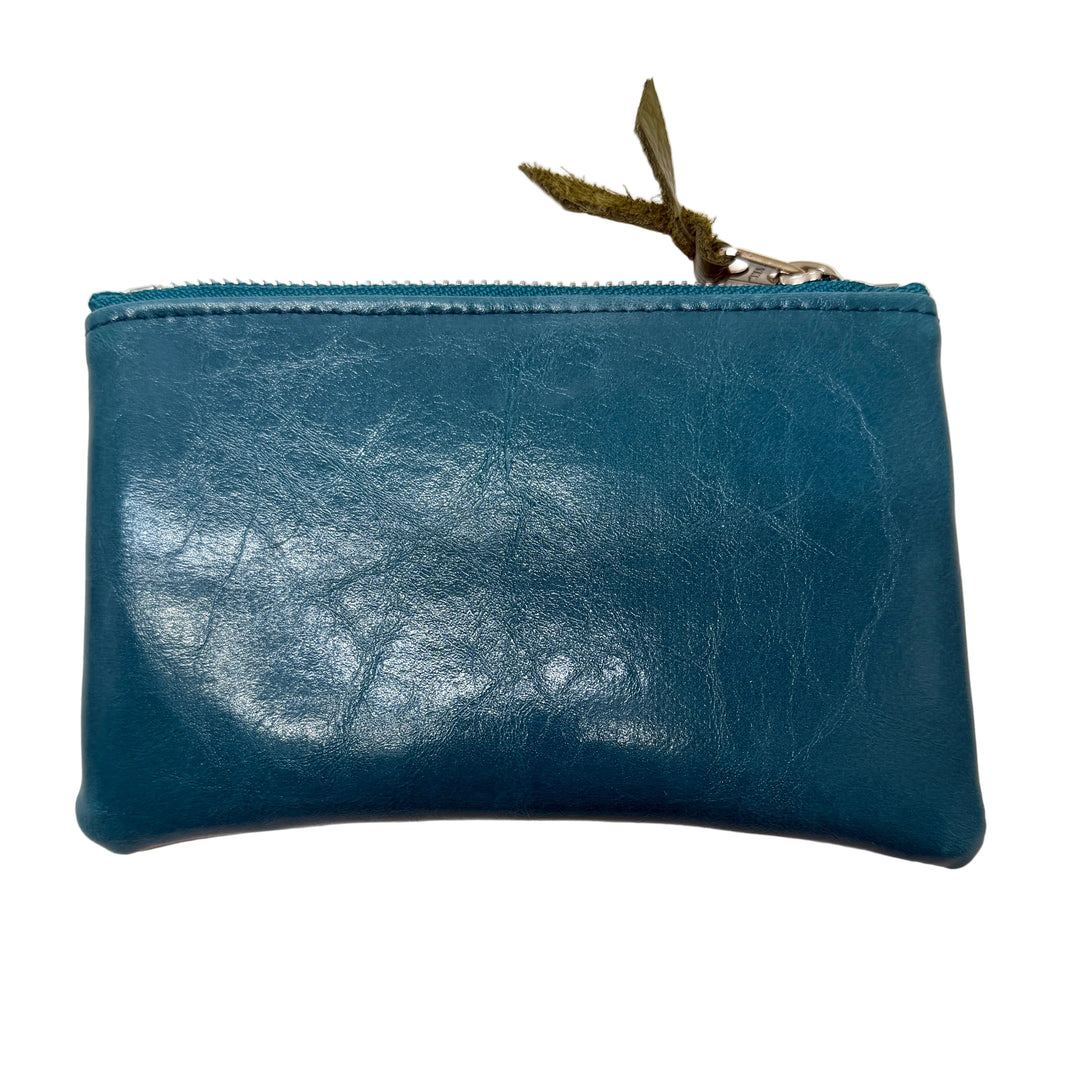 Blue leather pouch with a zipper on a white background#color_arcade_dots_blue_green