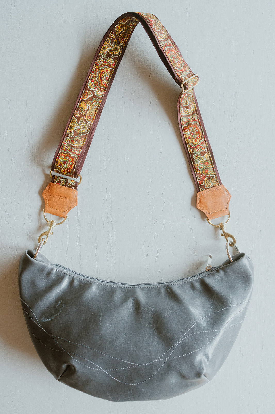 Womens Hobo Purse - Foxtrot Medium Topstitch Hobo Bag - Grey Vegan Leather#color_grey