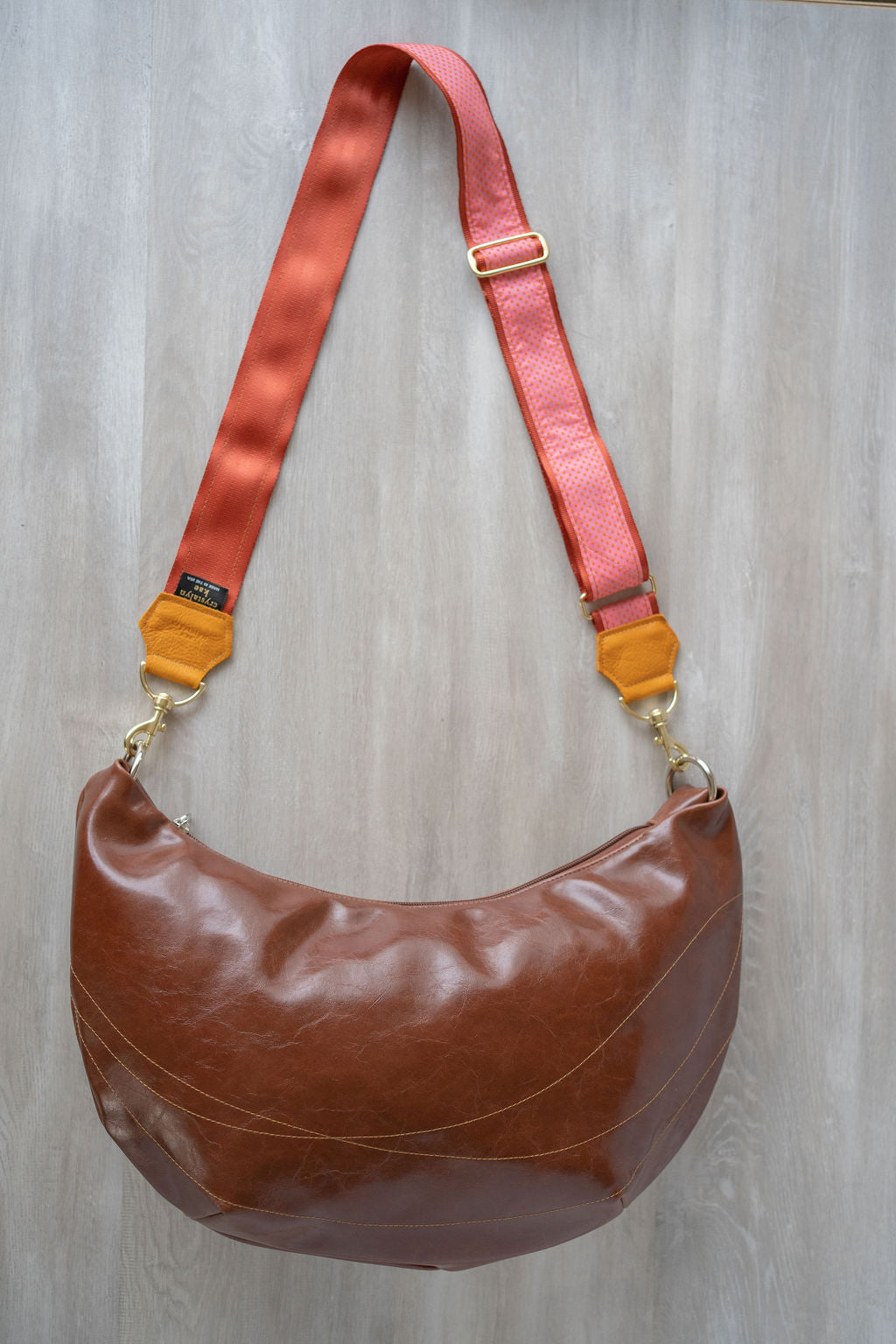Womens Hobo Purse - Foxtrot Medium Topstitch Hobo Bag - Ale Brown Vegan Leather#color_ale-brown