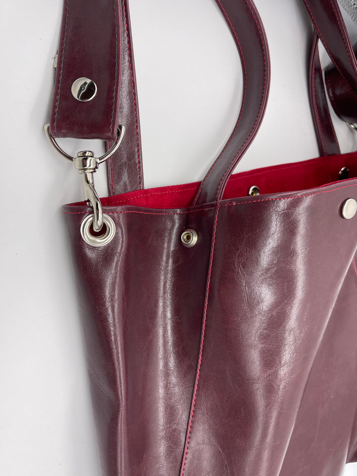 Metier Tote - Wine Vegan Leather