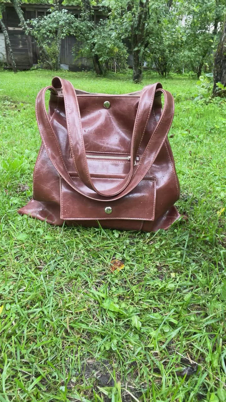 Metier Tote - Ale Brown Glaze Coated Canvas